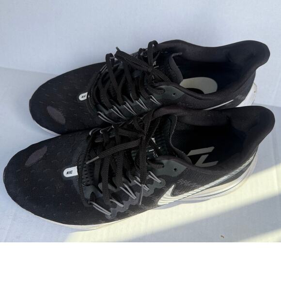 Nike Air Zoom Vomero Men's 11.5 Black White Gray Running Shoes - Picture 7 of 12